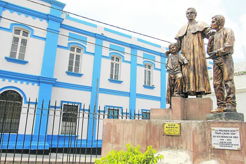 Salesianos celebran hoy a Don Bosco, padre y maestro de jóvenes