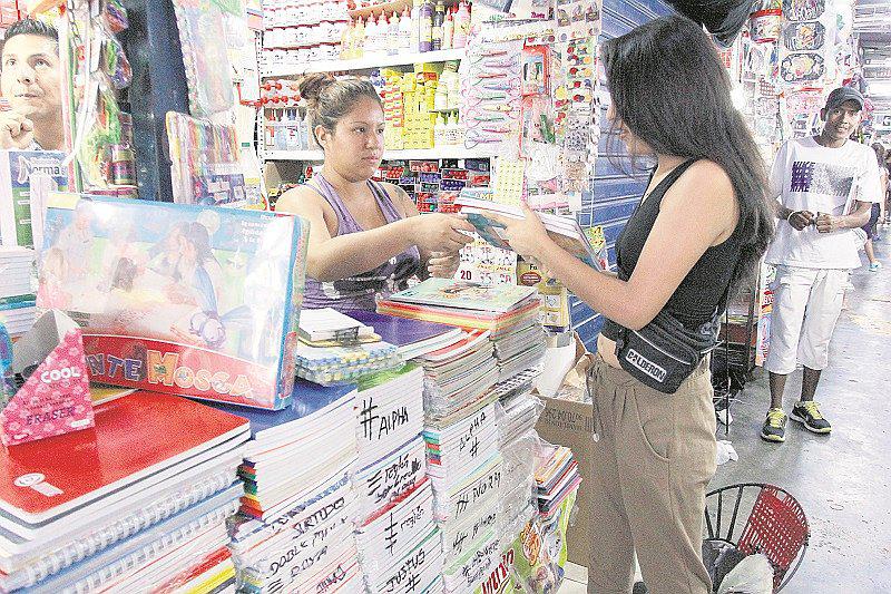 Lima: Padres gastarán S/ 1353 por cada hijo en edad escolar