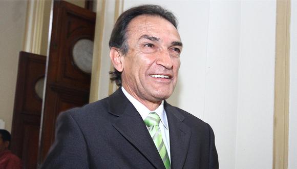 Héctor Becerril plantea destituir a fiscales que filtren información reservada