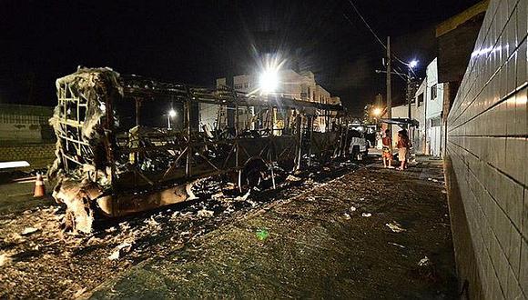 ​Brasil: hombres armados incendian 17 autobuses en varios puntos de la ciudad