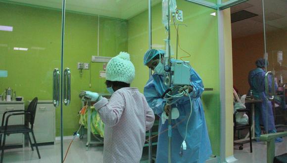Transfieren recursos a hospitales de Arequipa para atención de pacientes con cáncer