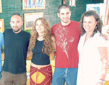 Actores de "Máncora" defienden película