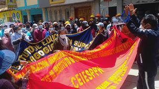 Estudiantes de Instituto Pedagógico de Huancavelica exigen que de una vez acaben expediente técnico de su nuevo local