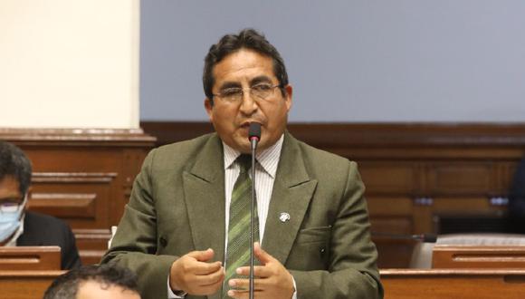 Congresista Alfredo Pariona.