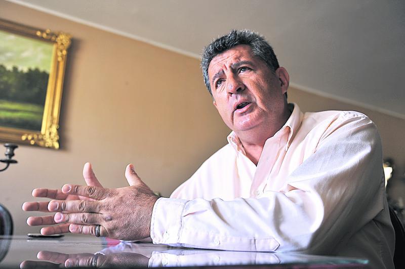 "Manolo" Praeli,  el más asediado
