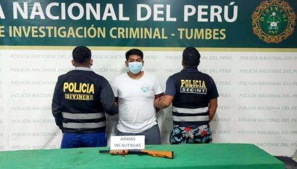 Según la Policía Nacional, Brayan Omar Chávez Saavedra se disponía a vender el arma de fuego a uno de los miembros de la organización criminal “Los Perros Flacos”.