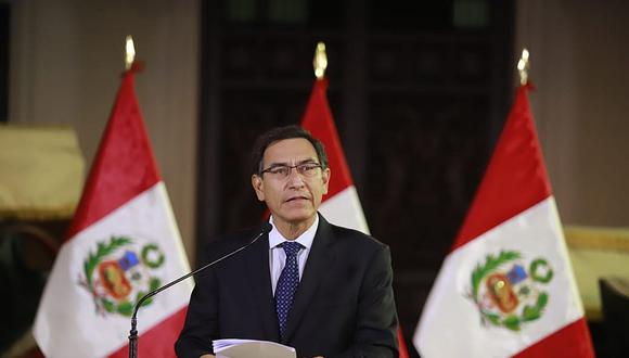 Vizcarra disuelve el Congreso y este acuerda suspenderlo: Así fue el día histórico