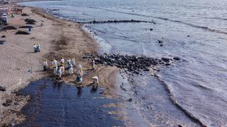 Derrame de petróleo en Ventanilla: instalan barrera de contención de 300 metros en playa Cavero