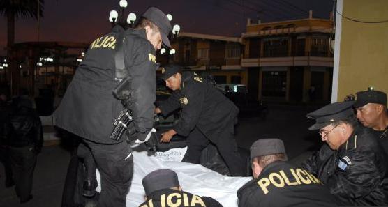 Guatemala: Turba quema vivo a un alcalde