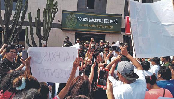 Familiares protestan por muerte de detenido en comisaría 