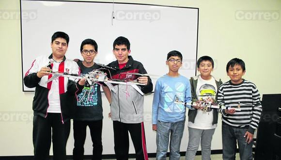 Arequipa: Escolares construyen sus propios drones