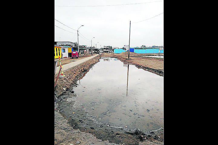 Conexión clandestina origina aniego