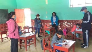 Verifican vacunación  y clases semipresenciales en provincia de Ayacucho