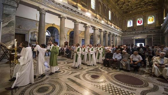 Católicos y musulmanes rezan juntos en iglesias italianas por la paz y unidad