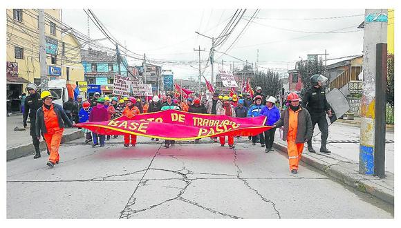 ​Cientos de trabajadores de Construcción Civil protestan por indulto a Fujimori 