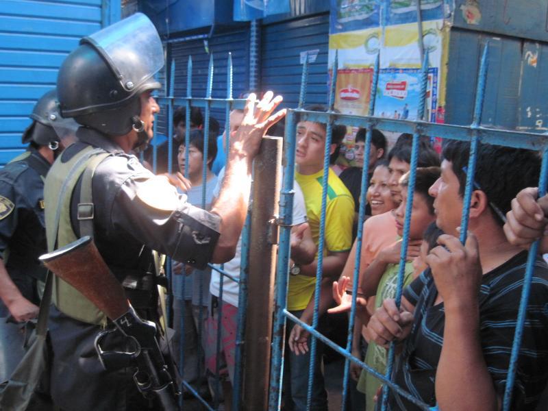 El miércoles desalojarán a ambulantes del Mercado Modelo