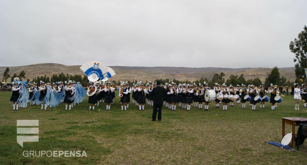 Nuestra Señora Del Carmen Gana Concurso De Bandas Peru Correo