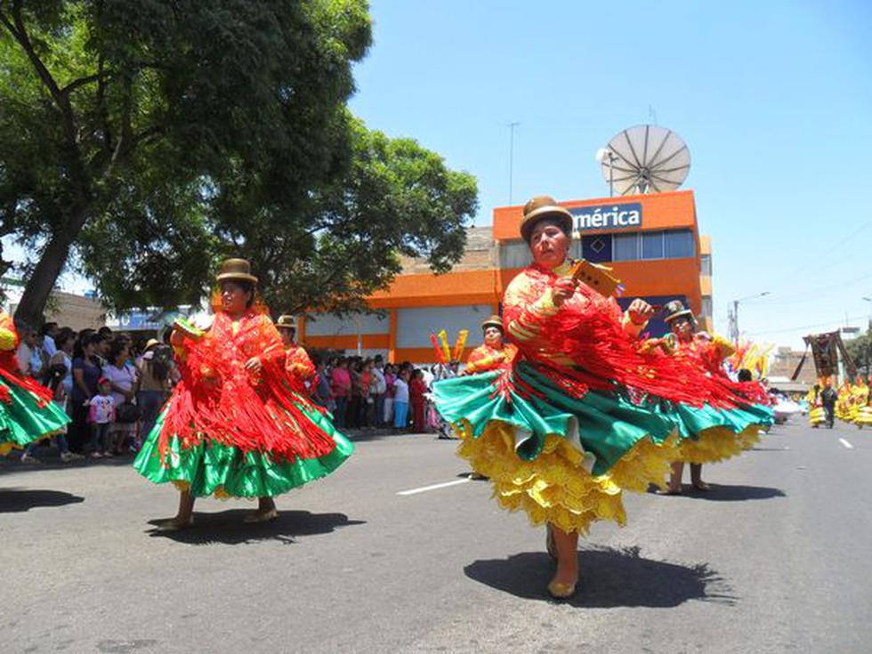 Con morenadas celebraron a "Mamita Candelaria"