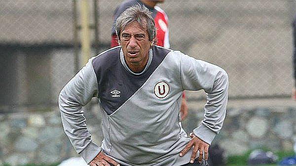 Leguía: "Universitario no está jugando a nada, y Córdova no muestra nada de nada"