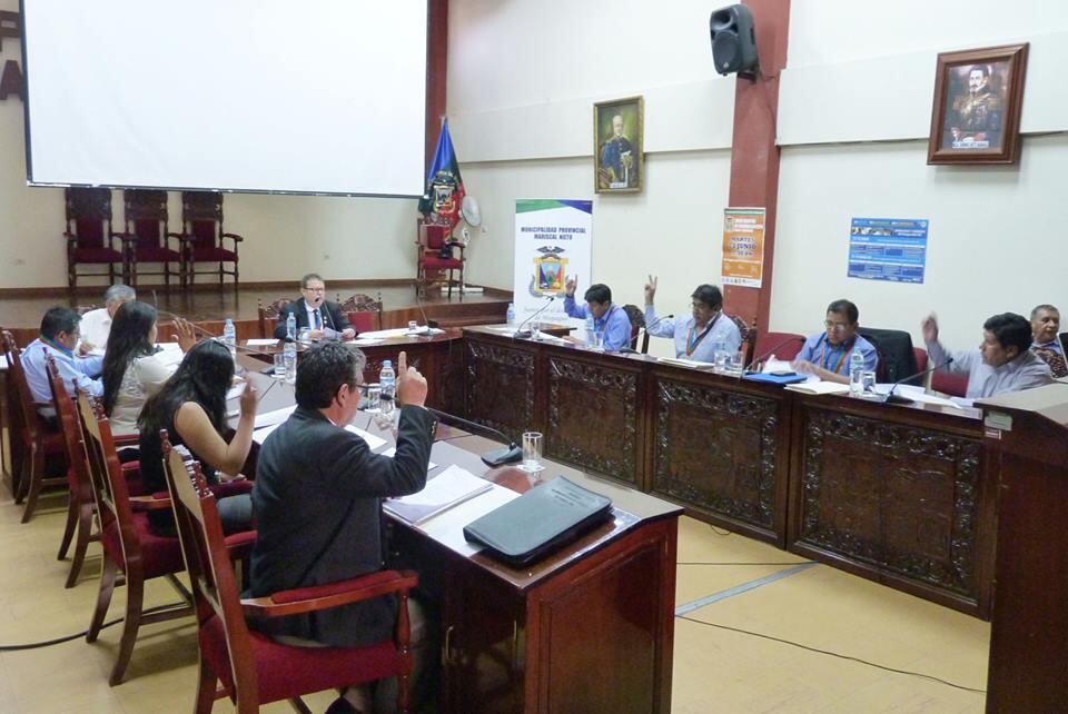 Concejo aprueba transferencia de dinero para vía de Samegua