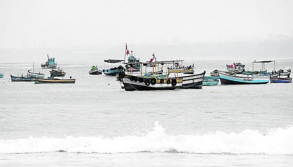 Sigue la búsqueda de pescador desaparecido en las costas de Chimbote