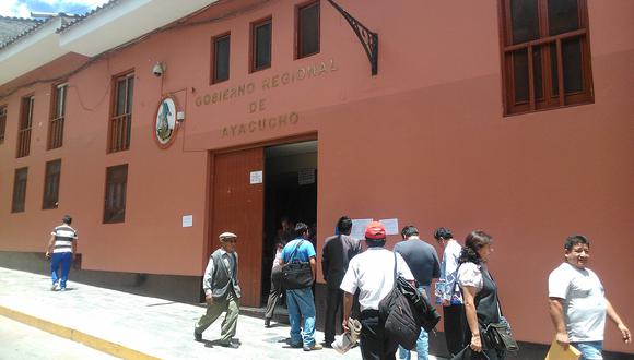 Doce servidores fueron sancionados en el Gobierno Regional de Ayacucho 