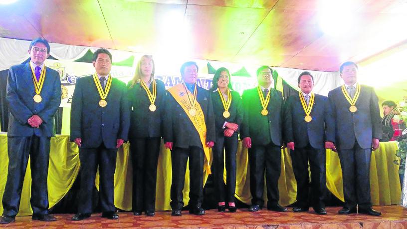 Luis Colqui asume la alcaldía del distrito de Yanacancha 