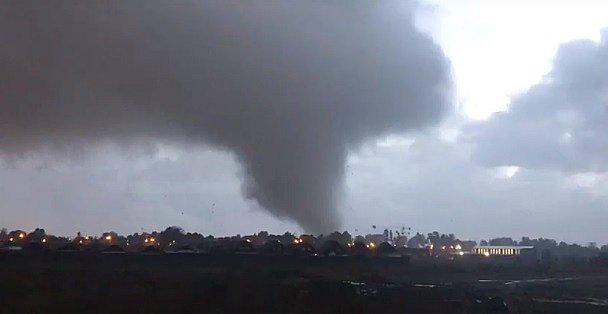 Un gran tornado afecta una región de Chile