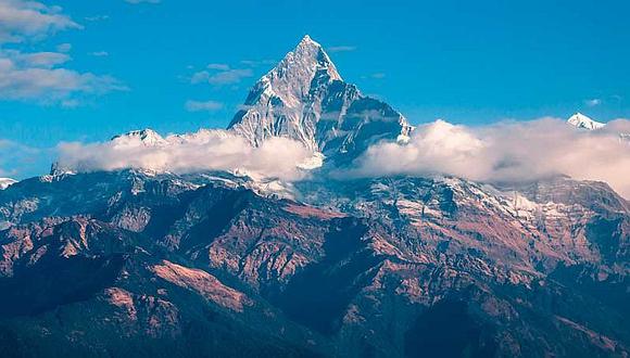 Rescatan siete cuerpos de montañistas del Himalaya