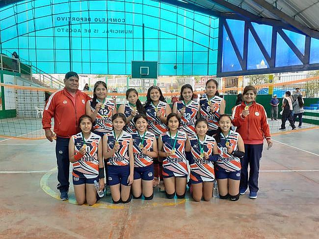 Fundación Taybor campeón de vóley infantil en Paucarpata