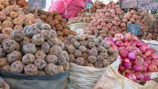 Precio de la papa por arroba se dispara en ferias y mercados de Tarma