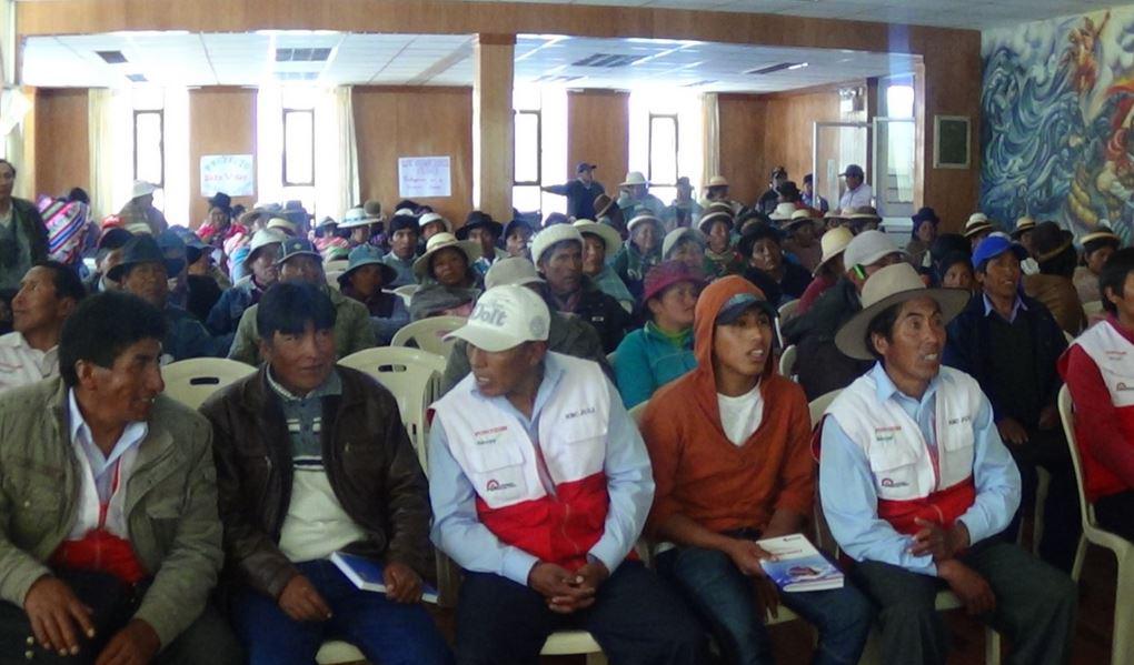 Usuarios de Haku Wiñay del distrito de Juli competirán por fondos para emprendimientos rurales
