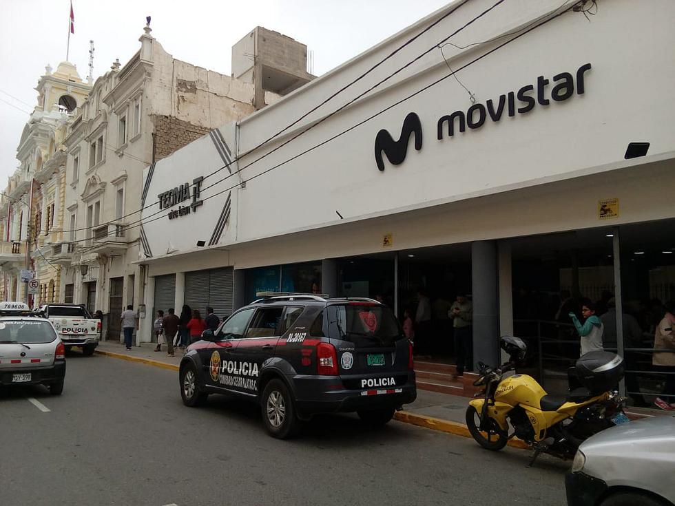 ​Roban S/ 62,000 en local de Movistar