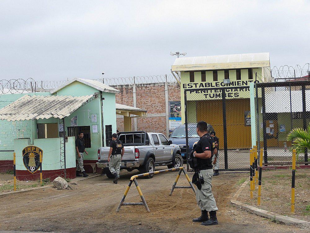 Incautan celulares en pabellón de Máxima Seguridad de Puerto Pizarro