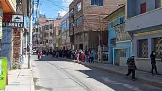 RENIEC provoca confusión atendiendo sin previa cita en Puno 
