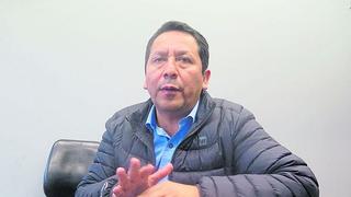 Exlegislador Clemente Flores sigue los pasos de Becerril 