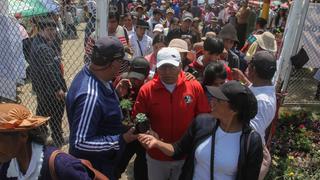 Unas 250 mil personas entregan plantas para ingresar a  feria Cuasimodo en Chilca