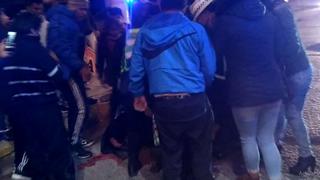 Policías salvan a delincuentes de ser masacrados por airada turba en Huancayo (VIDEO)