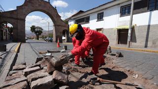 Intensifican labores de mantenimiento en las vías del Centro Histórico de Cusco