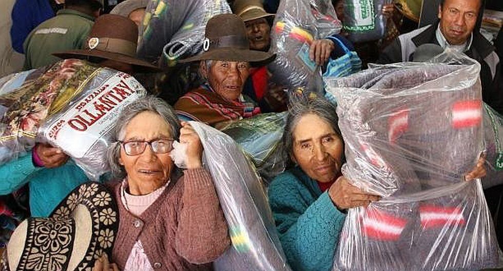 Cusco Cusco Niños y ancianos reciben abrigo en Espinar NOTICIAS