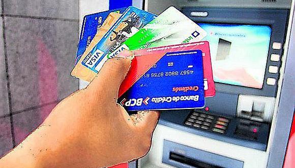 Prohíben a bancos cobrar deudas por tarjetas de crédito de las cuentas sueldo