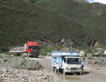 Comunidades tienen carretera