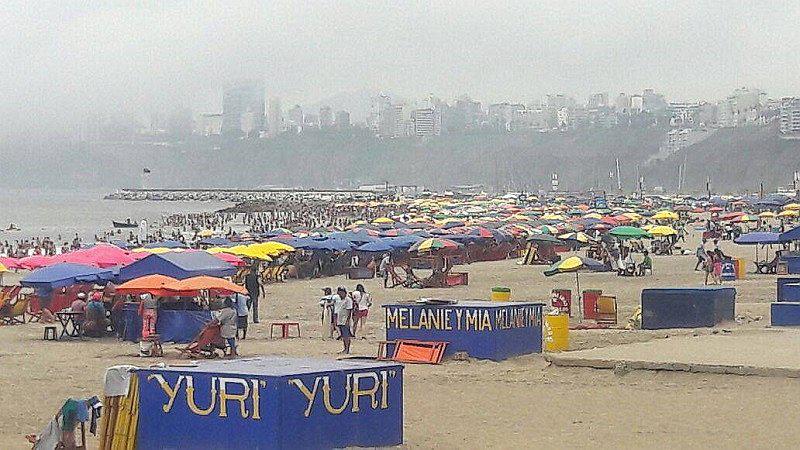 ​Agua Dulce: Playa carece de bandera que la califica como "no saludable"