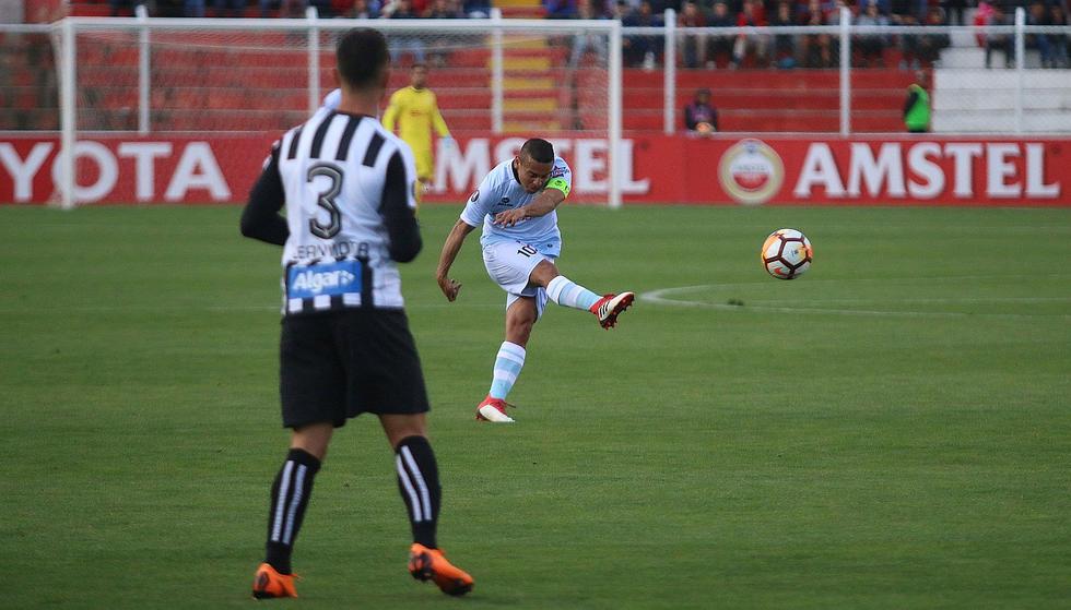 Las mejores imágenes del triunfo del Real Garcilaso frente al Santos de Brasil (FOTOS)