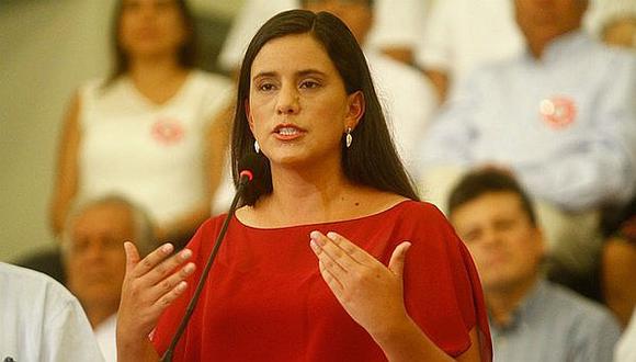 Verónica Mendoza propone consultar en referéndum si congresistas deben tener inmunidad parlamentaria