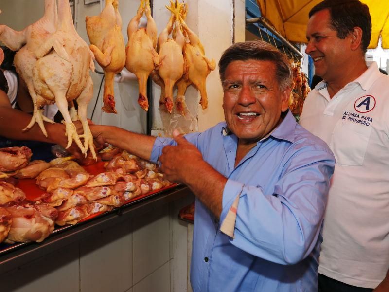 Elecciones 2016: Piden exclusión de César Acuña por falsear información