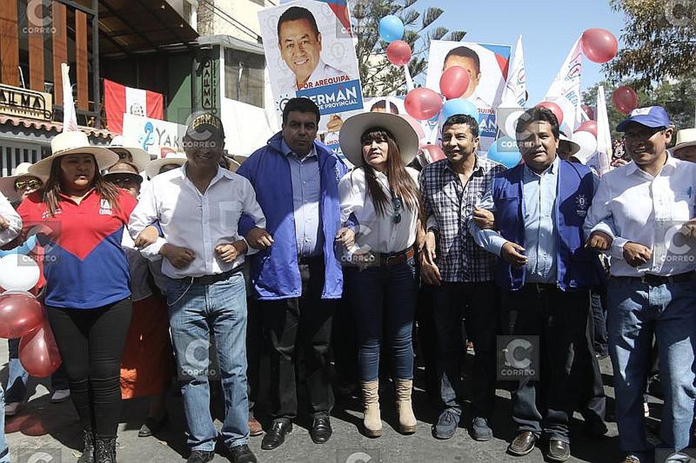 Comenzó la fiesta electoral en Arequipa con la inscripción de candidatos (FOTOS)