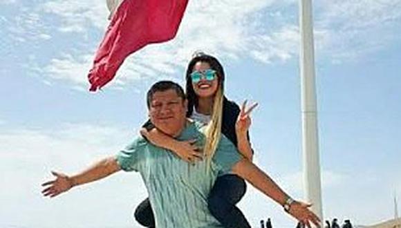 Clavito y su chela celebró su amor con Andrea Fonseca  en Chile