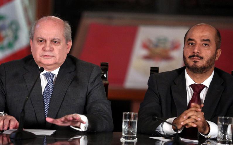 Archivan moción de interpelación contra Pedro Cateriano y Pérez Guadalupe