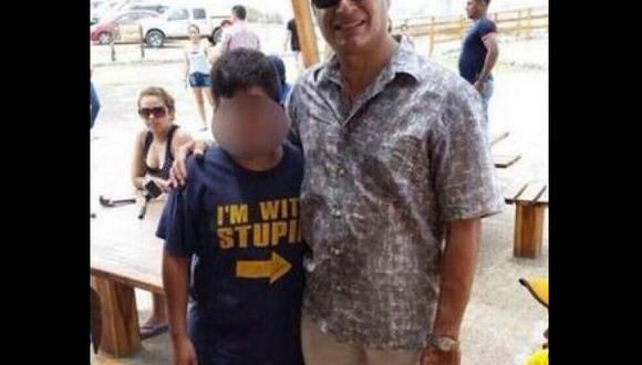 ​Foto de Rafael Correa con niño se convierte en viral